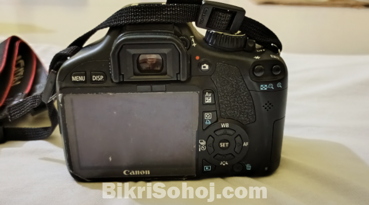 Canon 550D with Prime lens